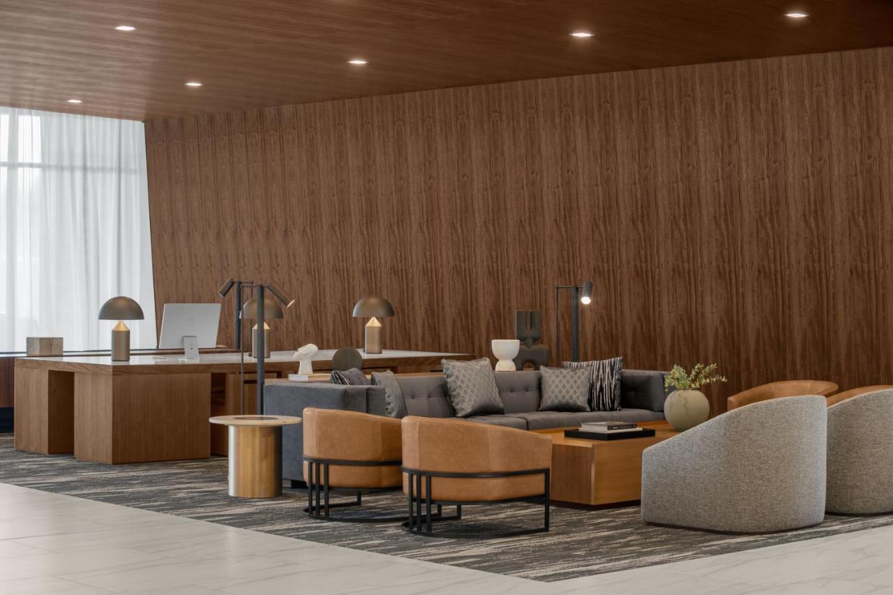 Ac Hotel By Marriott Vancouver Waterfront Екстер'єр фото